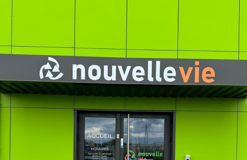 Image d'un panneau enseigne